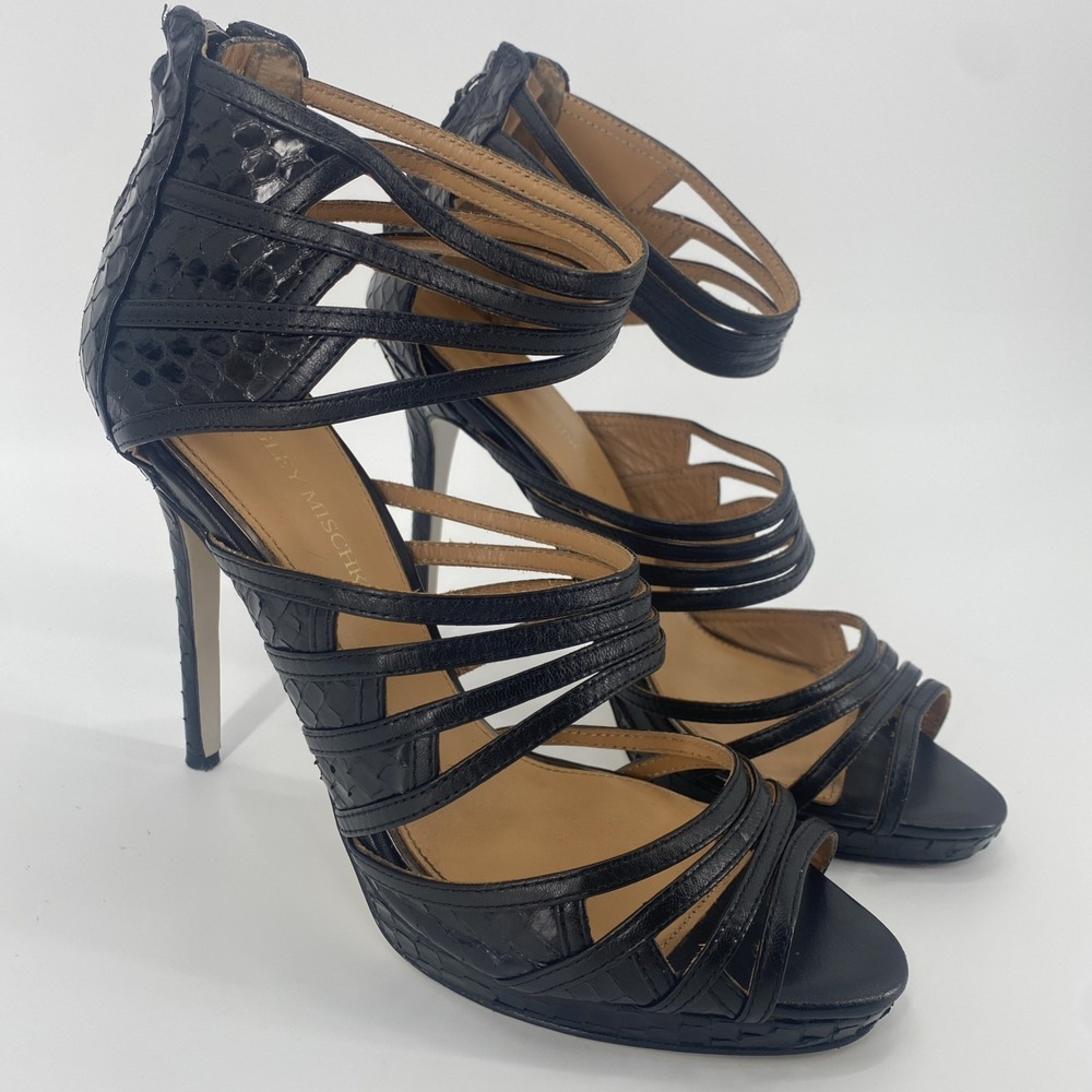 Badgley Mischka Strappy, Back Zip Stiletto Black Leather Snake Pattern Size 8.5M